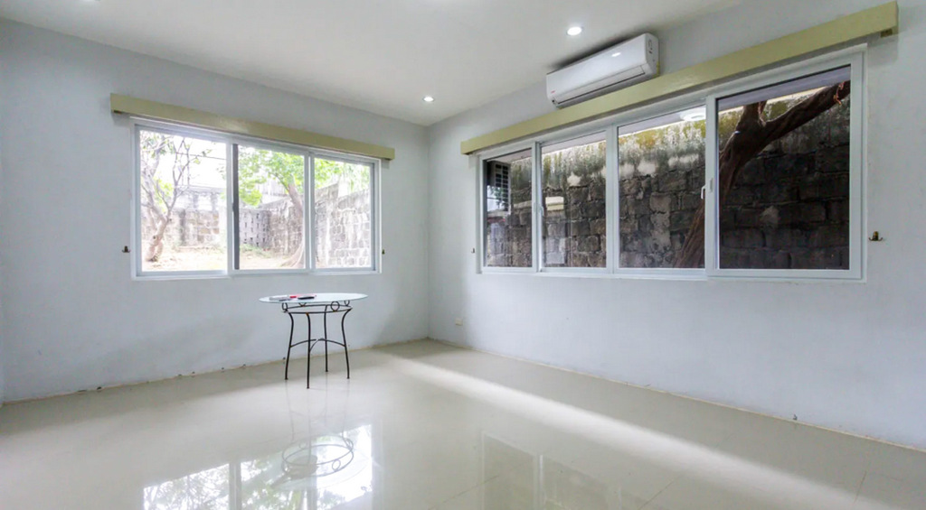 4BR HOUSE FOR RENT BEL AIR 3 Home Discovery