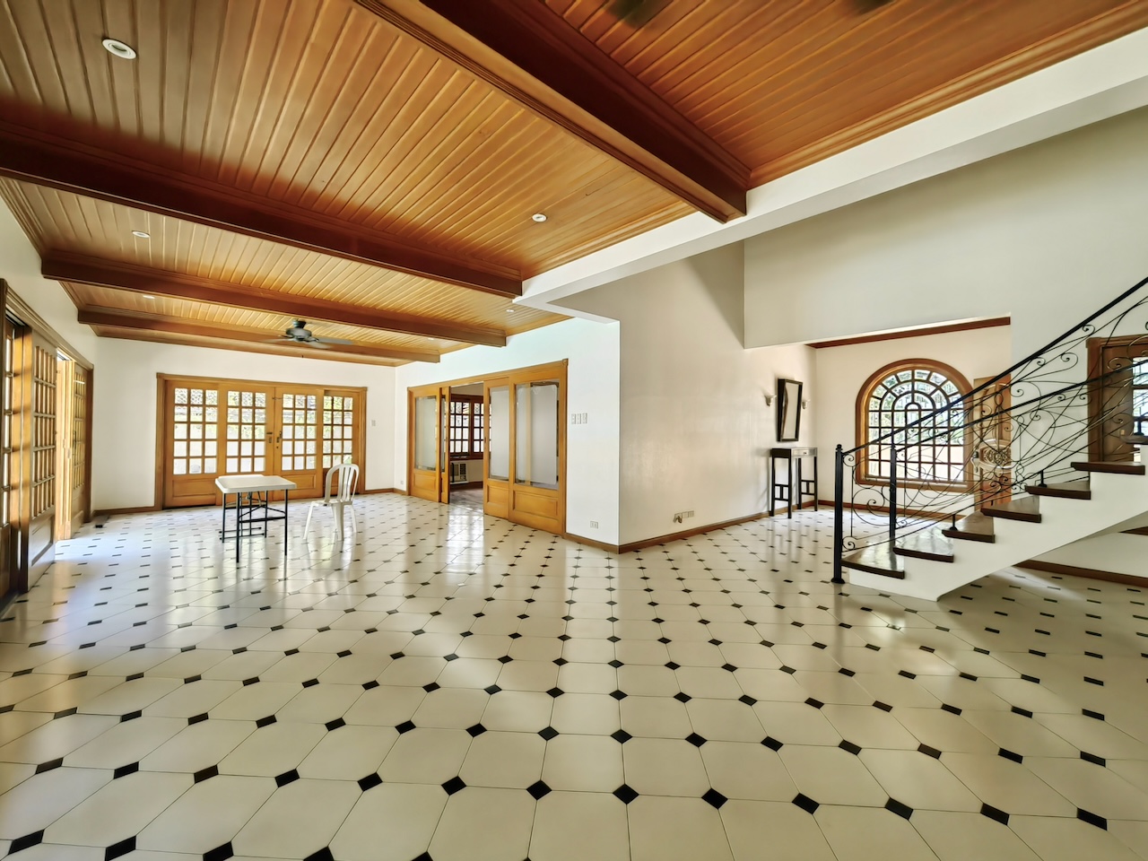 4BR HOUSE FOR RENT VALLE VERDE 3 Home Discovery